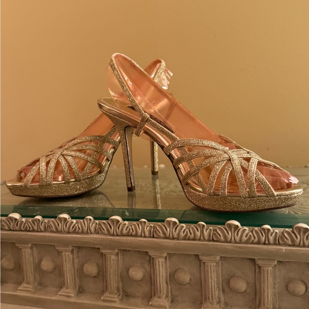 Nina Fonda Gold Platino Baby 4” Party Strappy Heels 8M